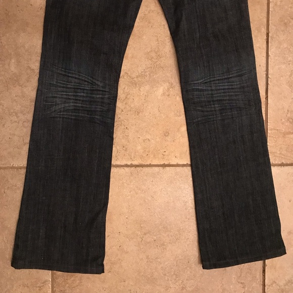 L.A. idol Embellished Ripped Jeans - Picture 6 of 12